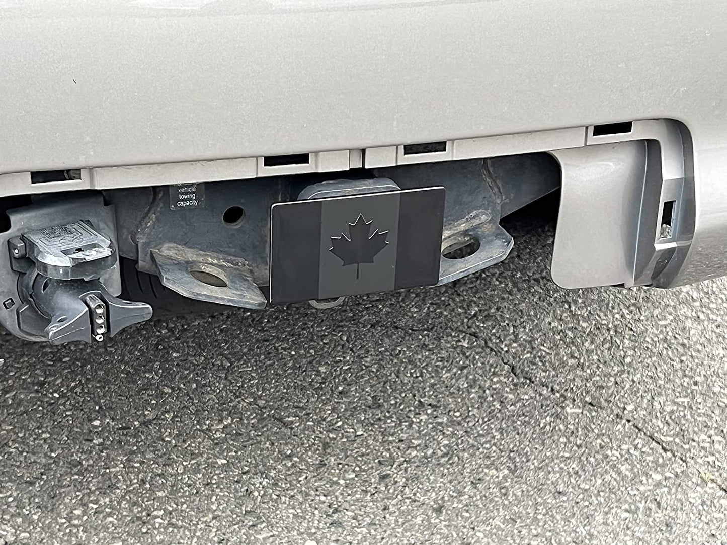 Canada Flag Metal Hitch Cover (Fits 1.25", 2", 2.5" 3" Receivers, Black)